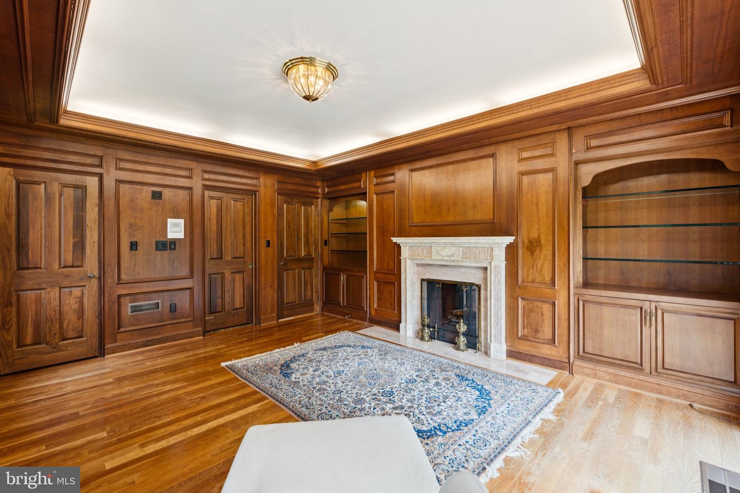 6723 GEORGETOWN PIKE, MCLEAN, Virginia 22101, 5 Bedrooms Bedrooms, ,7 BathroomsBathrooms,Residential,For sale,6723 GEORGETOWN PIKE,VAFX2240398 MLS # VAFX2240398