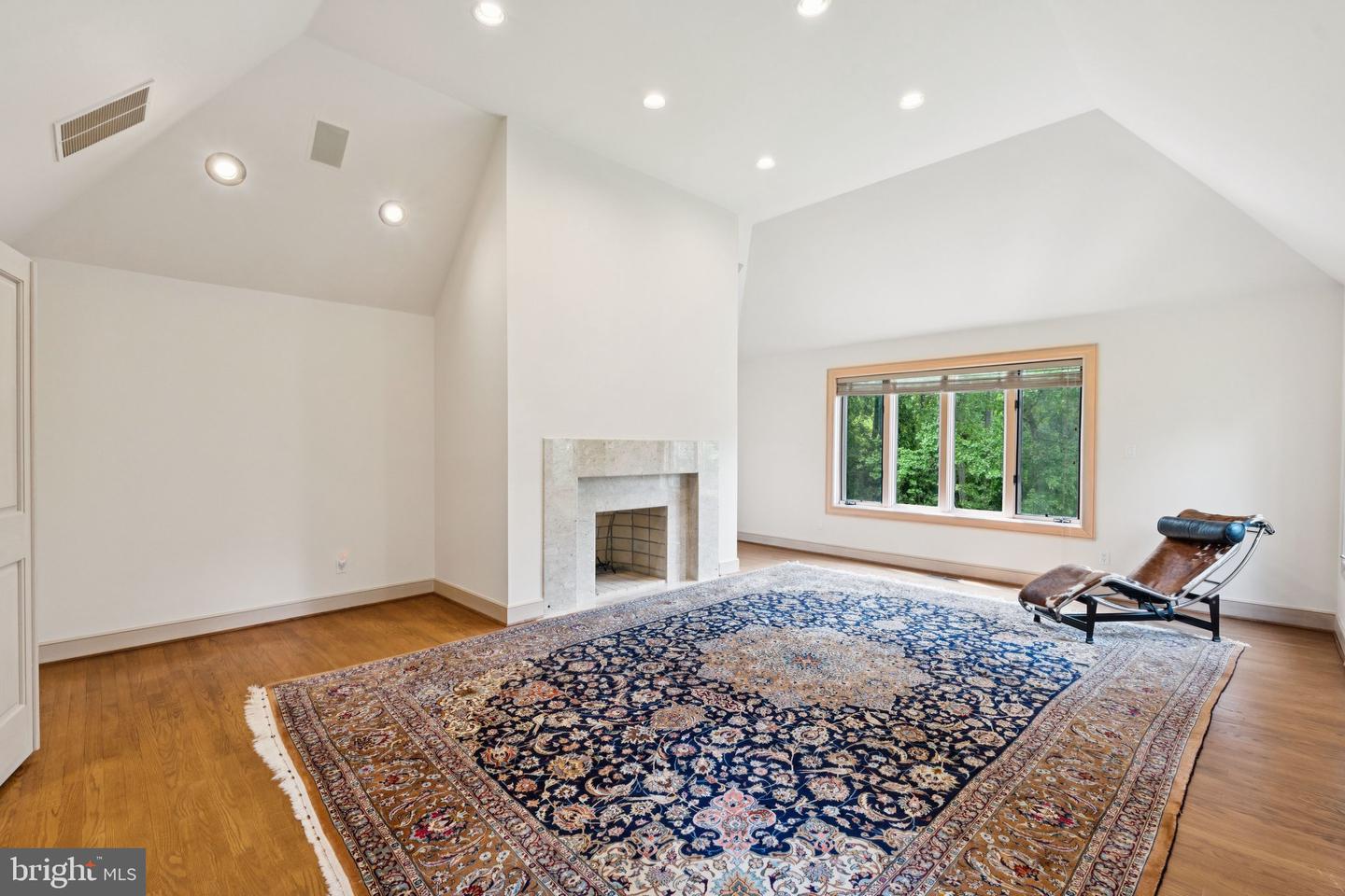 6723 GEORGETOWN PIKE, MCLEAN, Virginia 22101, 5 Bedrooms Bedrooms, ,7 BathroomsBathrooms,Residential,For sale,6723 GEORGETOWN PIKE,VAFX2240398 MLS # VAFX2240398