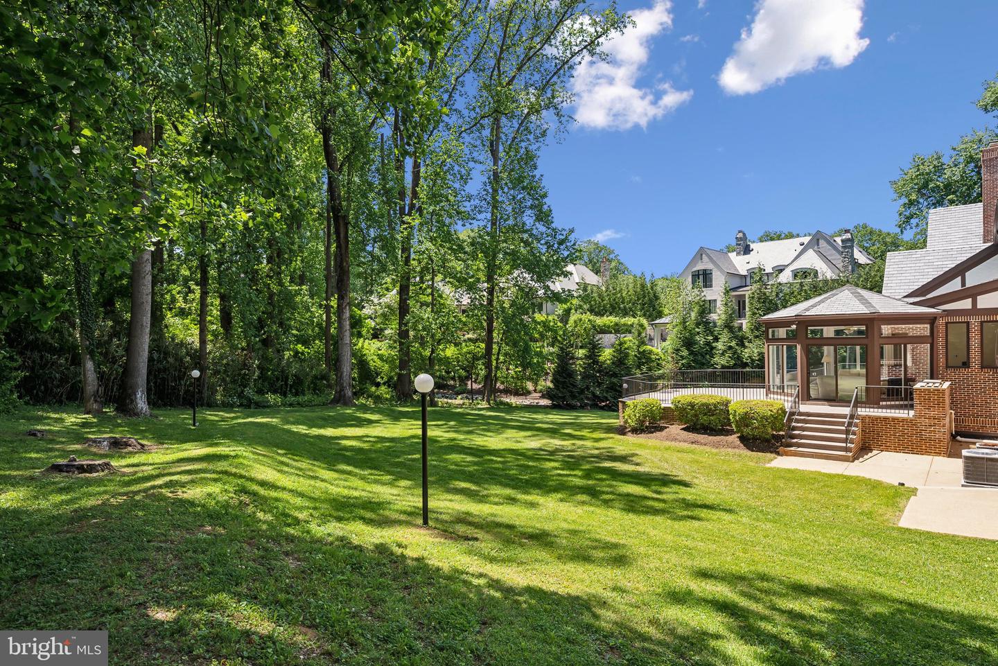 6723 GEORGETOWN PIKE, MCLEAN, Virginia 22101, 5 Bedrooms Bedrooms, ,7 BathroomsBathrooms,Residential,For sale,6723 GEORGETOWN PIKE,VAFX2240398 MLS # VAFX2240398
