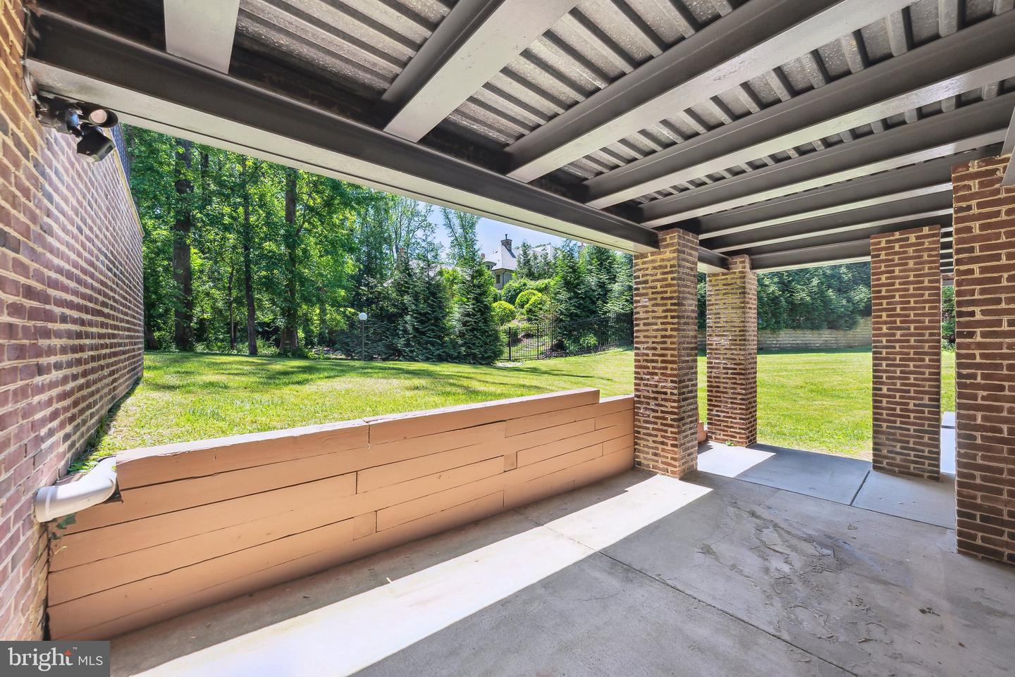 6723 GEORGETOWN PIKE, MCLEAN, Virginia 22101, 5 Bedrooms Bedrooms, ,7 BathroomsBathrooms,Residential,For sale,6723 GEORGETOWN PIKE,VAFX2240398 MLS # VAFX2240398