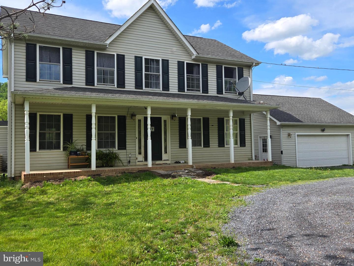 927 S SLEEPY CREEK RD, CROSS JUNCTION, Virginia 22625, 3 Bedrooms Bedrooms, ,2 BathroomsBathrooms,Residential,For sale,927 S SLEEPY CREEK RD,VAFV2034074 MLS # VAFV2034074