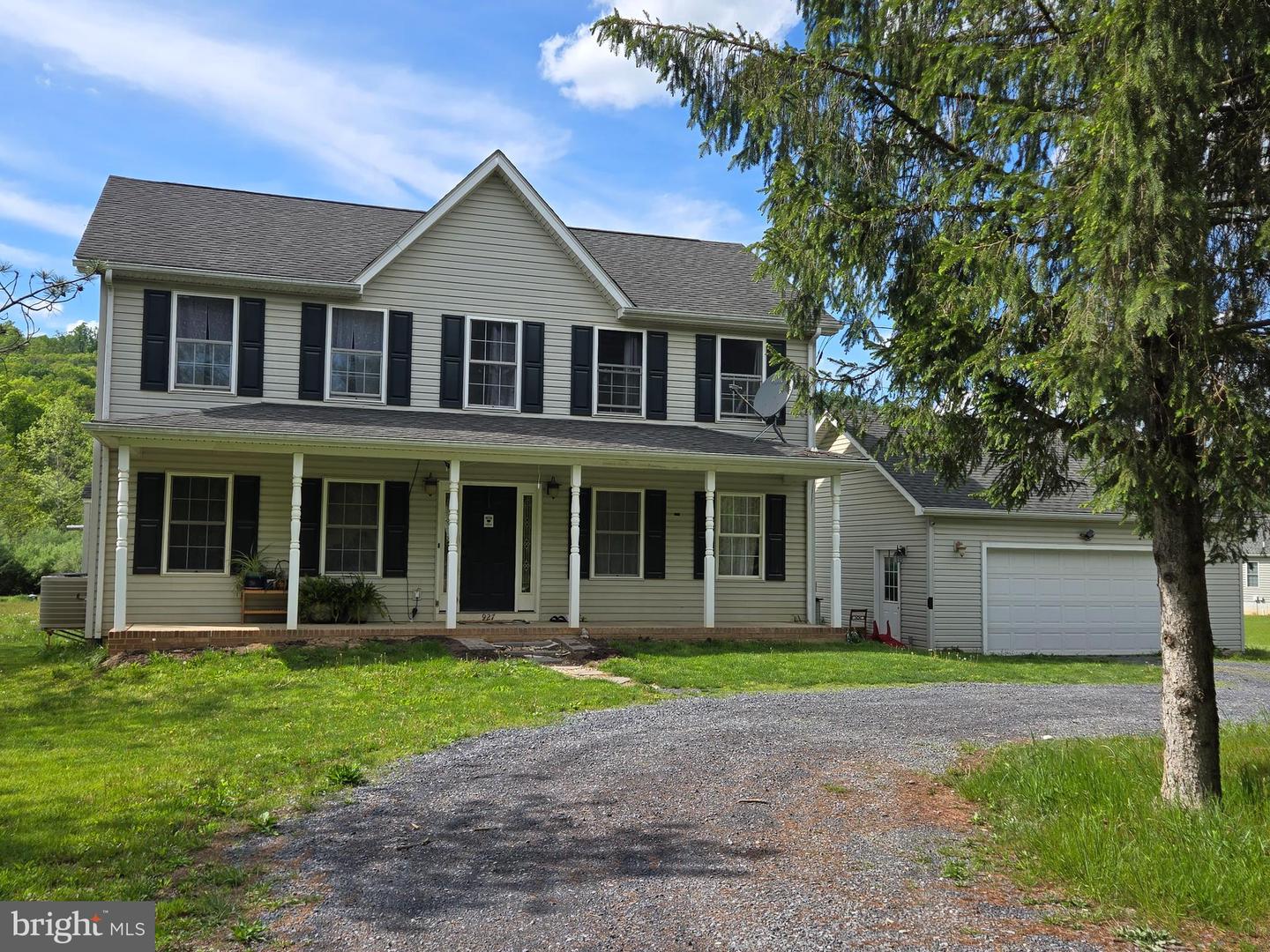 927 S SLEEPY CREEK RD, CROSS JUNCTION, Virginia 22625, 3 Bedrooms Bedrooms, ,2 BathroomsBathrooms,Residential,For sale,927 S SLEEPY CREEK RD,VAFV2034074 MLS # VAFV2034074