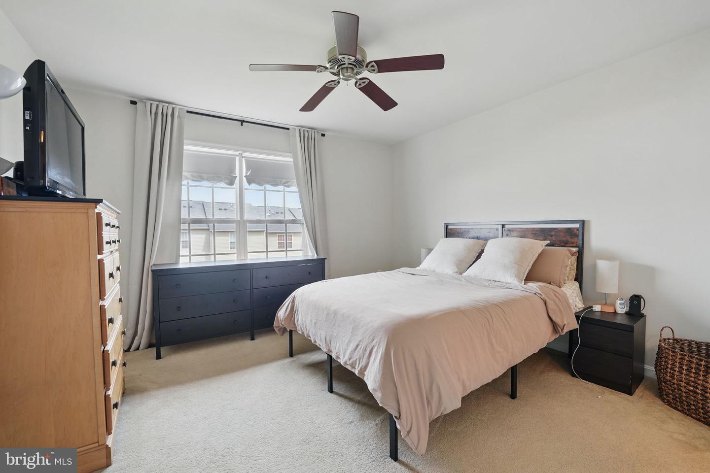 15616 JOHN DISKIN CIR, WOODBRIDGE, Virginia 22191, 3 Bedrooms Bedrooms, ,3 BathroomsBathrooms,Residential,For sale,15616 JOHN DISKIN CIR,VAPW2094562 MLS # VAPW2094562