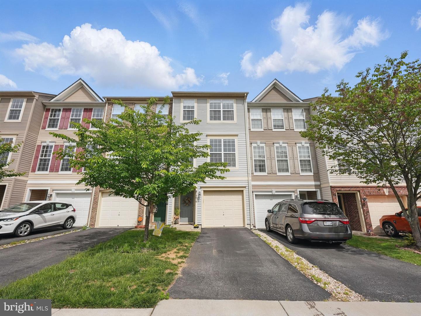 15616 JOHN DISKIN CIR, WOODBRIDGE, Virginia 22191, 3 Bedrooms Bedrooms, ,3 BathroomsBathrooms,Residential,For sale,15616 JOHN DISKIN CIR,VAPW2094562 MLS # VAPW2094562