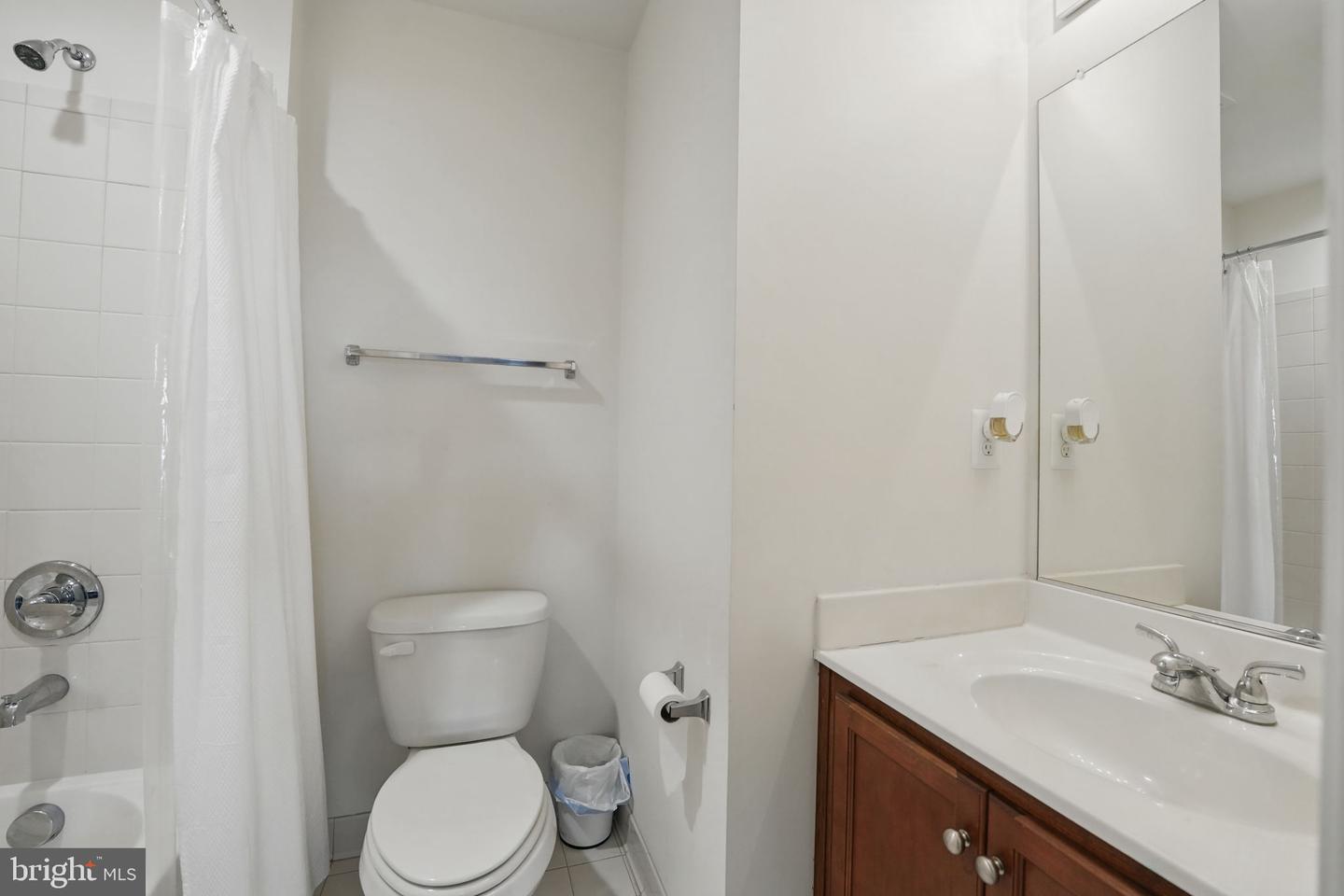 15616 JOHN DISKIN CIR, WOODBRIDGE, Virginia 22191, 3 Bedrooms Bedrooms, ,3 BathroomsBathrooms,Residential,For sale,15616 JOHN DISKIN CIR,VAPW2094562 MLS # VAPW2094562