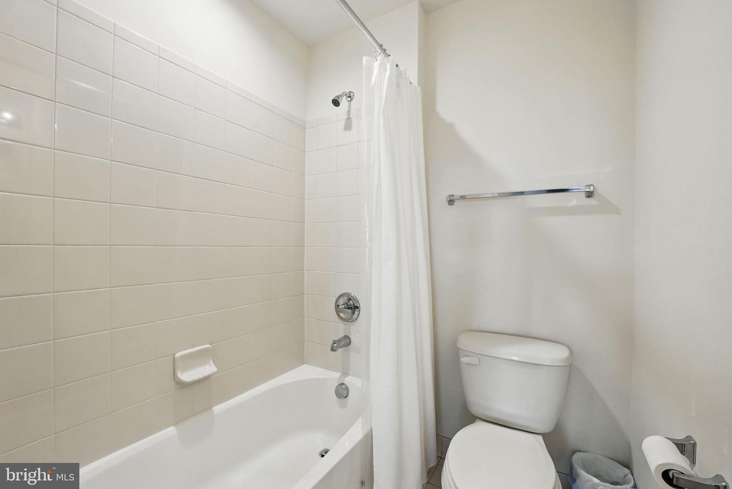 15616 JOHN DISKIN CIR, WOODBRIDGE, Virginia 22191, 3 Bedrooms Bedrooms, ,3 BathroomsBathrooms,Residential,For sale,15616 JOHN DISKIN CIR,VAPW2094562 MLS # VAPW2094562