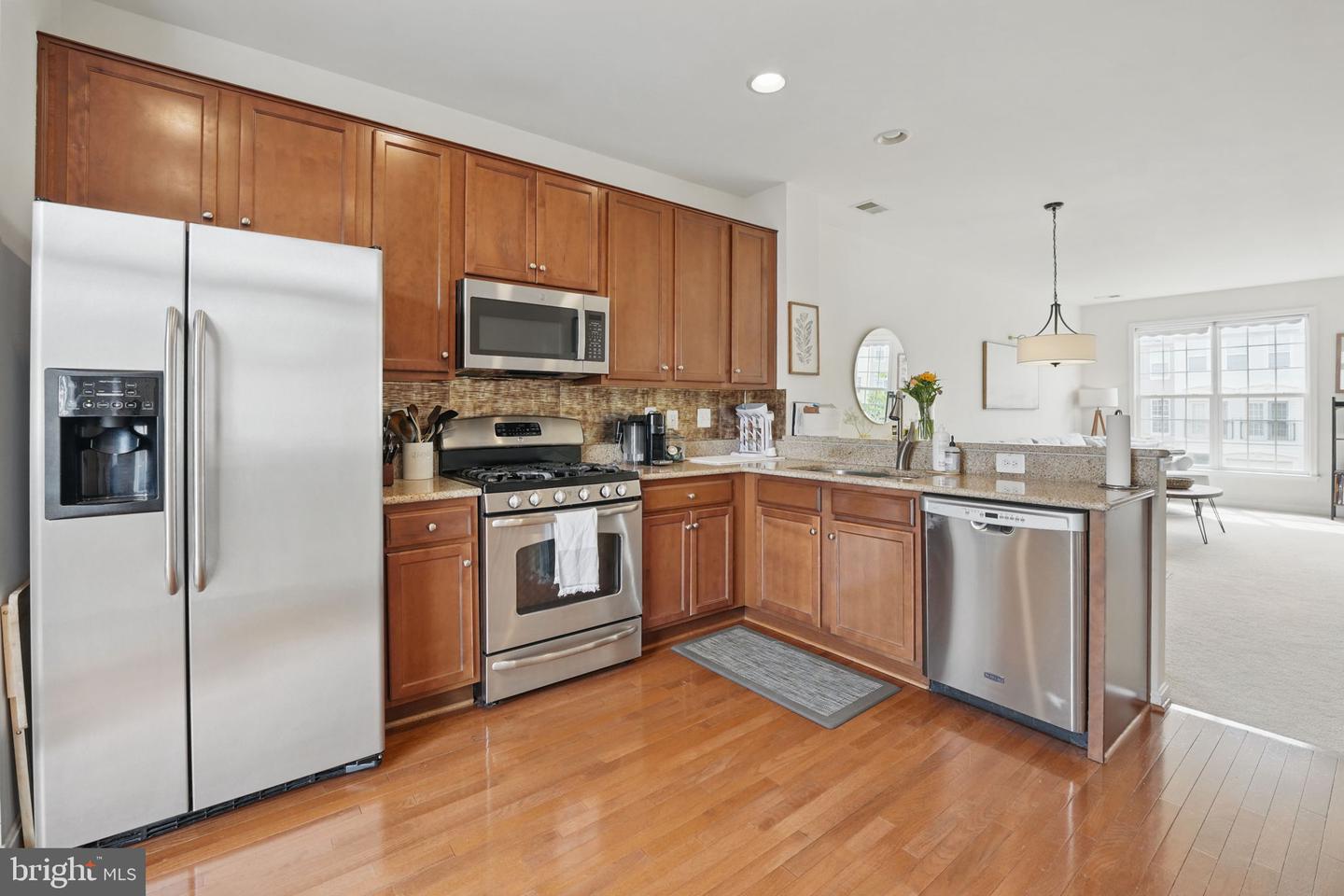 15616 JOHN DISKIN CIR, WOODBRIDGE, Virginia 22191, 3 Bedrooms Bedrooms, ,3 BathroomsBathrooms,Residential,For sale,15616 JOHN DISKIN CIR,VAPW2094562 MLS # VAPW2094562