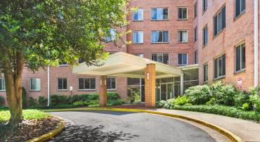 3000 SPOUT RUN PKWY #B606, ARLINGTON, Virginia 22201, 1 Bedroom Bedrooms, ,1 BathroomBathrooms,Residential,For sale,3000 SPOUT RUN PKWY #B606,VAAR2057448 MLS # VAAR2057448