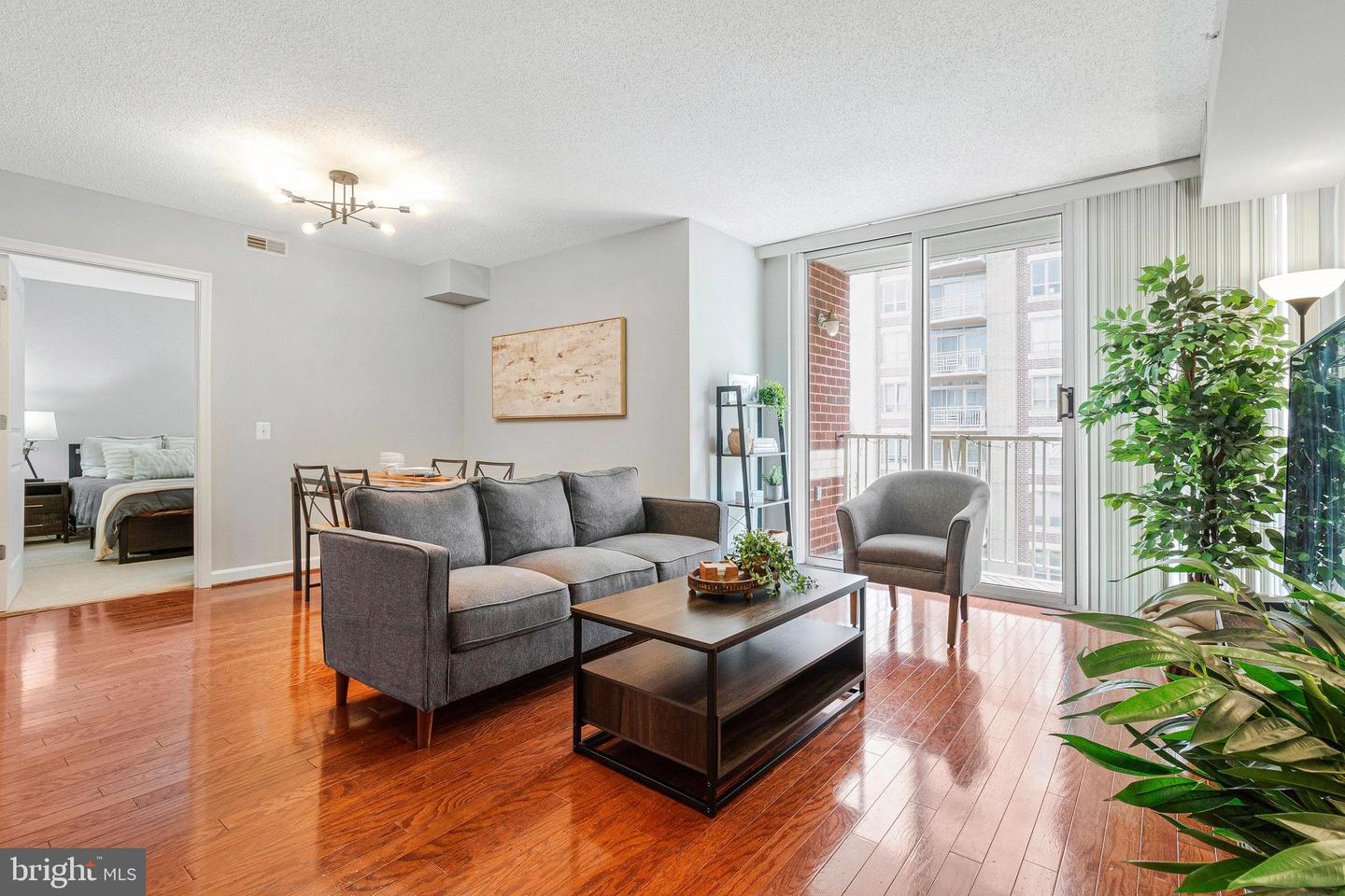 880 N POLLARD ST N #925, ARLINGTON, Virginia 22203, 2 Bedrooms Bedrooms, ,2 BathroomsBathrooms,Residential,For sale,880 N POLLARD ST N #925,VAAR2057494 MLS # VAAR2057494