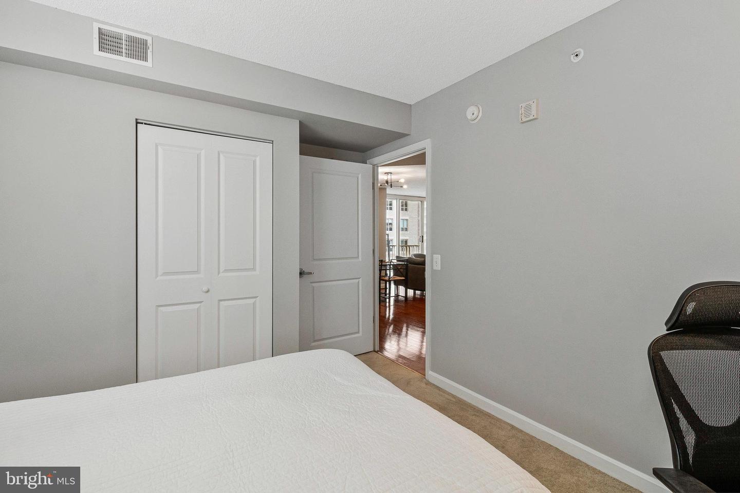 880 N POLLARD ST N #925, ARLINGTON, Virginia 22203, 2 Bedrooms Bedrooms, ,2 BathroomsBathrooms,Residential,For sale,880 N POLLARD ST N #925,VAAR2057494 MLS # VAAR2057494