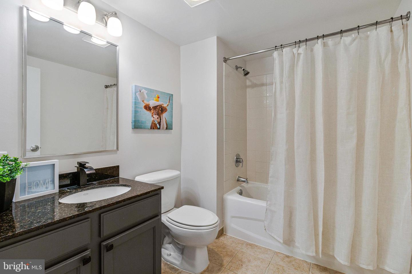 880 N POLLARD ST N #925, ARLINGTON, Virginia 22203, 2 Bedrooms Bedrooms, ,2 BathroomsBathrooms,Residential,For sale,880 N POLLARD ST N #925,VAAR2057494 MLS # VAAR2057494