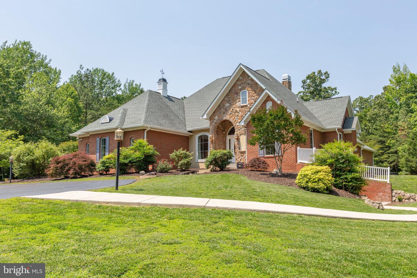 18134 GREEN BLVD, KING GEORGE, Virginia 22485, 4 Bedrooms Bedrooms, ,4 BathroomsBathrooms,Residential,For sale,18134 GREEN BLVD,VAKG2006432 MLS # VAKG2006432