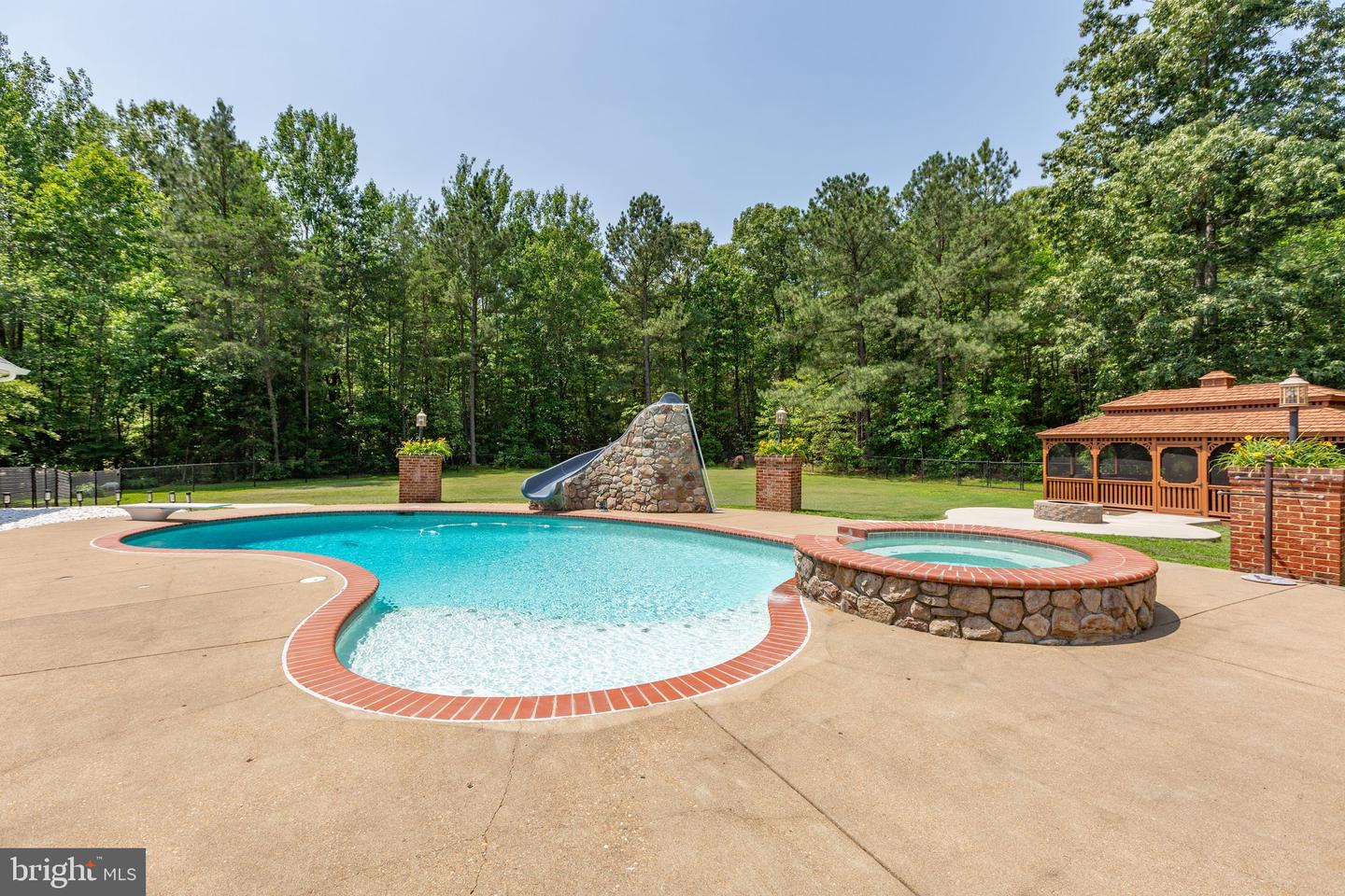 18134 GREEN BLVD, KING GEORGE, Virginia 22485, 4 Bedrooms Bedrooms, ,4 BathroomsBathrooms,Residential,For sale,18134 GREEN BLVD,VAKG2006432 MLS # VAKG2006432