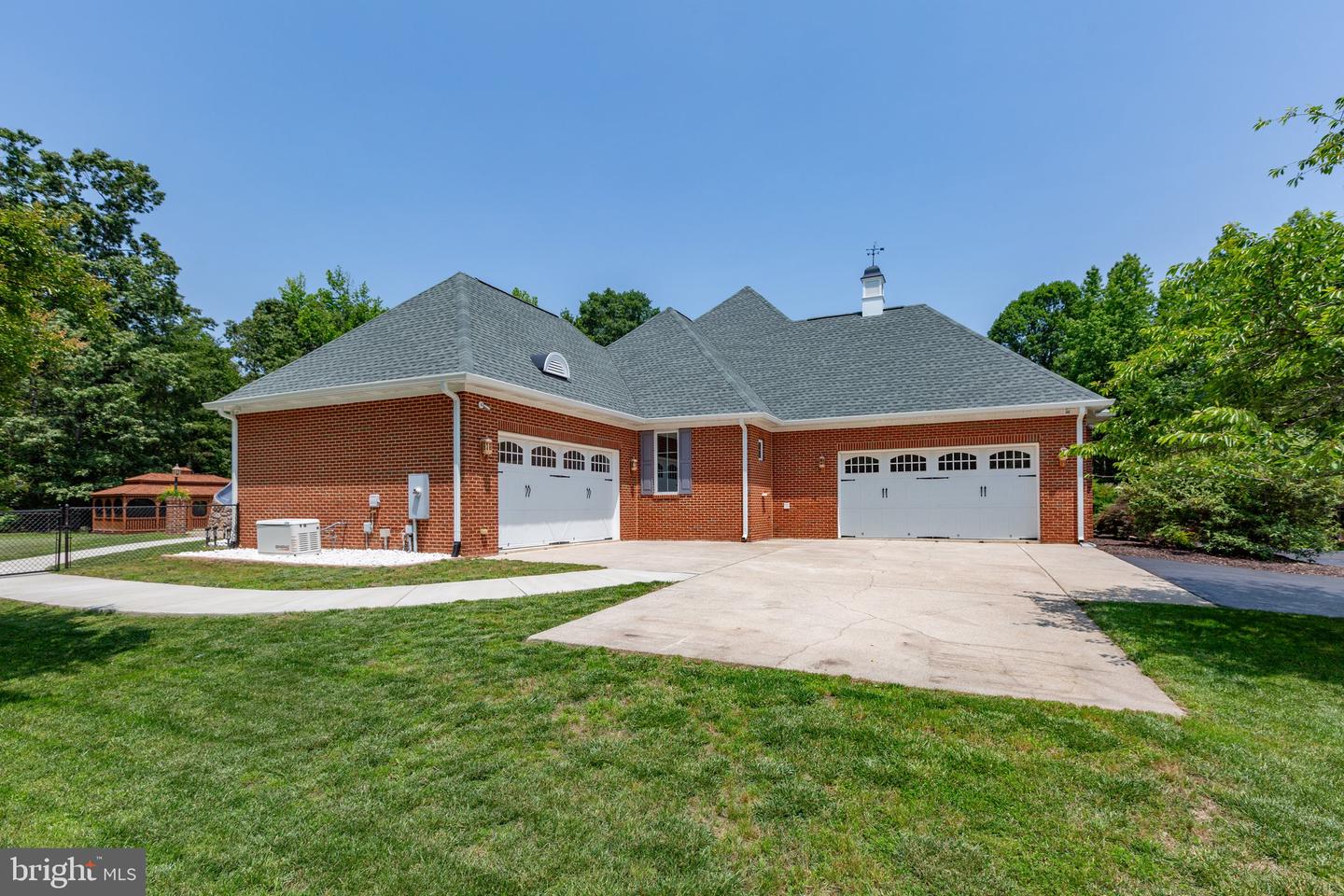 18134 GREEN BLVD, KING GEORGE, Virginia 22485, 4 Bedrooms Bedrooms, ,4 BathroomsBathrooms,Residential,For sale,18134 GREEN BLVD,VAKG2006432 MLS # VAKG2006432