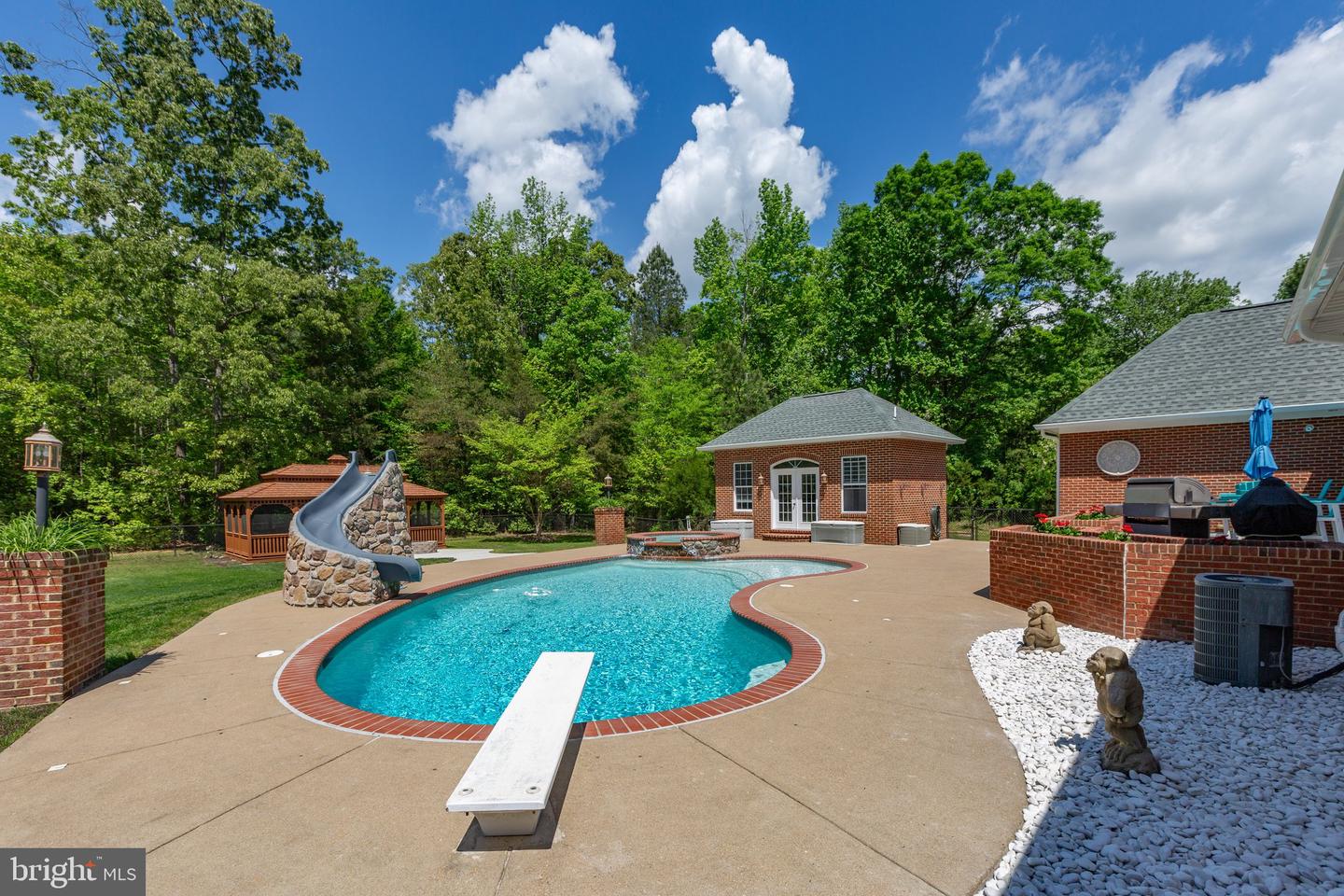 18134 GREEN BLVD, KING GEORGE, Virginia 22485, 4 Bedrooms Bedrooms, ,4 BathroomsBathrooms,Residential,For sale,18134 GREEN BLVD,VAKG2006432 MLS # VAKG2006432