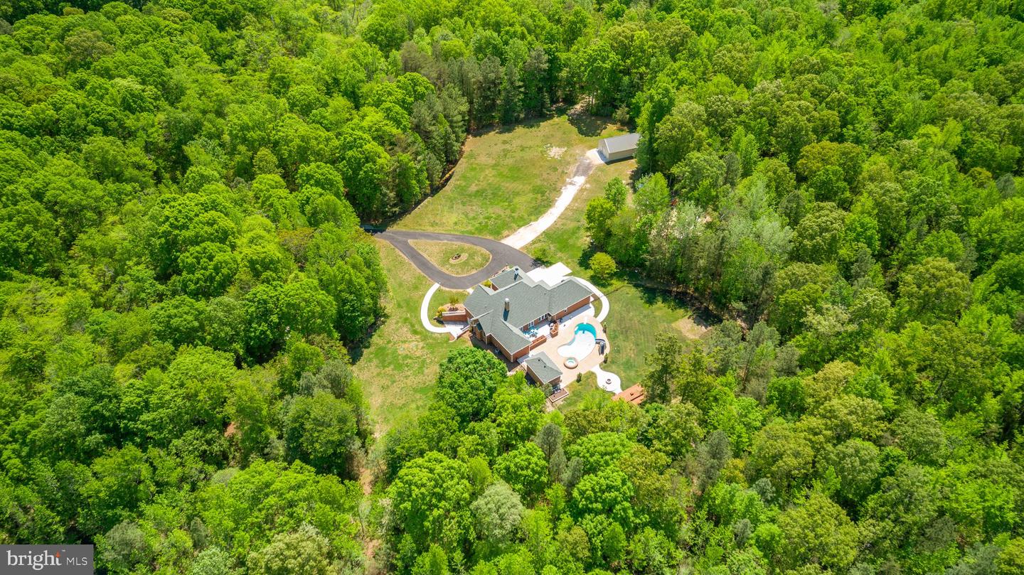 18134 GREEN BLVD, KING GEORGE, Virginia 22485, 4 Bedrooms Bedrooms, ,4 BathroomsBathrooms,Residential,For sale,18134 GREEN BLVD,VAKG2006432 MLS # VAKG2006432