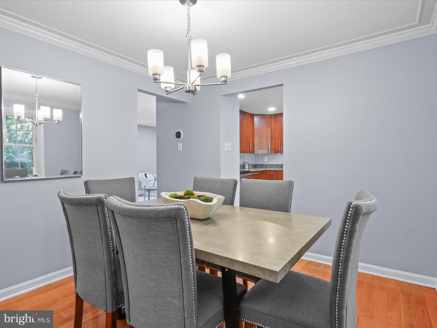 2934 EVERLEIGH WAY, FAIRFAX, Virginia 22031, 3 Bedrooms Bedrooms, 8 Rooms Rooms,3 BathroomsBathrooms,Residential,For sale,2934 EVERLEIGH WAY,VAFX2241510 MLS # VAFX2241510