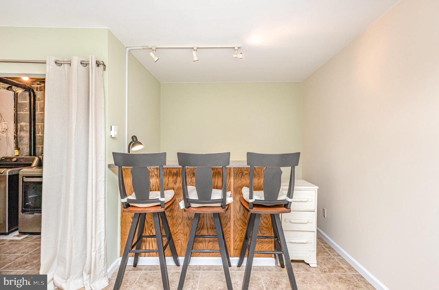 204 MORNINGSIDE DR, FREDERICKSBURG, Virginia 22401, 3 Bedrooms Bedrooms, ,1 BathroomBathrooms,Residential,For sale,204 MORNINGSIDE DR,VAFB2008242 MLS # VAFB2008242