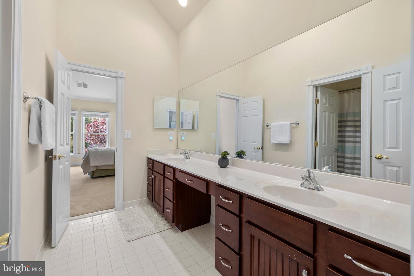 9410 OLD RESERVE WAY, FAIRFAX, Virginia 22031, 6 Bedrooms Bedrooms, ,4 BathroomsBathrooms,Residential,For sale,9410 OLD RESERVE WAY,VAFC2006328 MLS # VAFC2006328