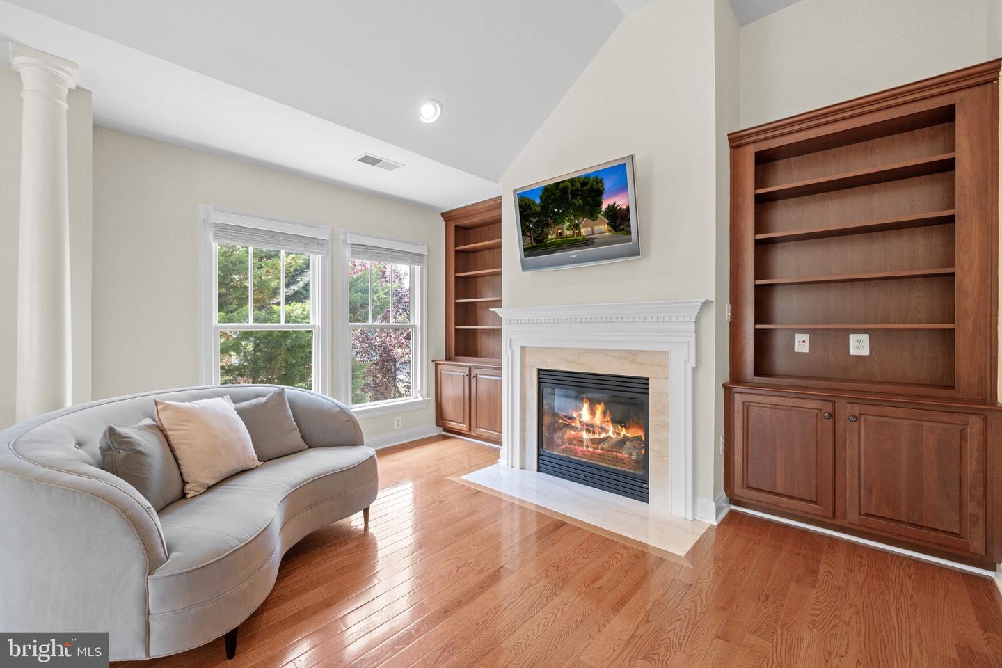 9410 OLD RESERVE WAY, FAIRFAX, Virginia 22031, 6 Bedrooms Bedrooms, ,4 BathroomsBathrooms,Residential,For sale,9410 OLD RESERVE WAY,VAFC2006328 MLS # VAFC2006328
