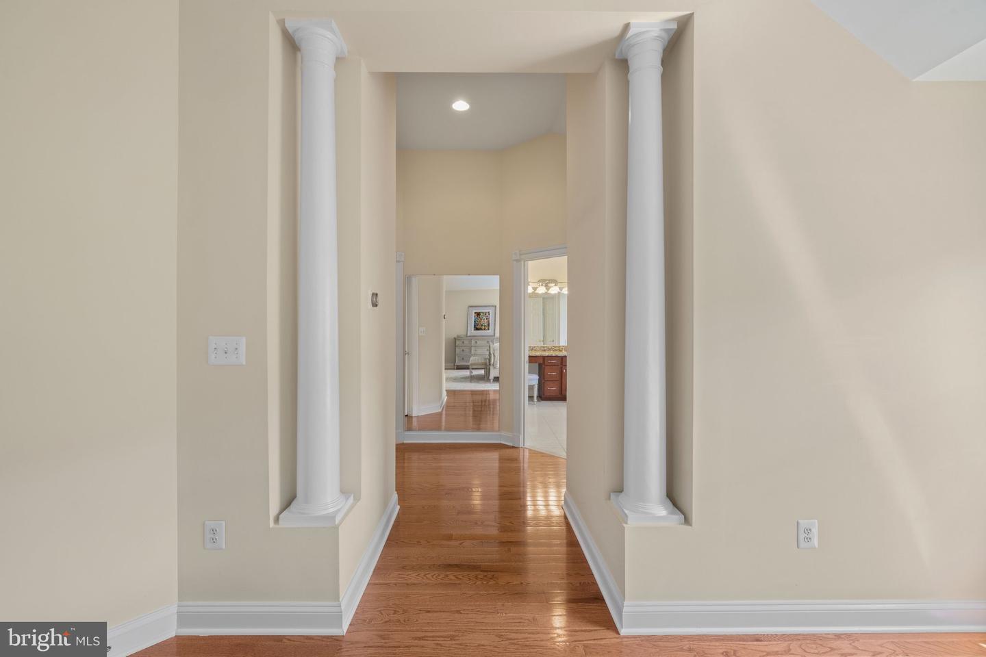 9410 OLD RESERVE WAY, FAIRFAX, Virginia 22031, 6 Bedrooms Bedrooms, ,4 BathroomsBathrooms,Residential,For sale,9410 OLD RESERVE WAY,VAFC2006328 MLS # VAFC2006328