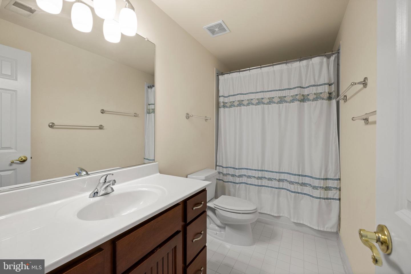 9410 OLD RESERVE WAY, FAIRFAX, Virginia 22031, 6 Bedrooms Bedrooms, ,4 BathroomsBathrooms,Residential,For sale,9410 OLD RESERVE WAY,VAFC2006328 MLS # VAFC2006328