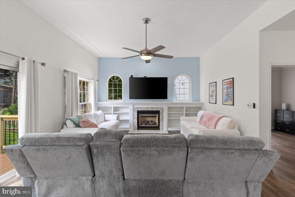12561 GARRY GLEN DR, BRISTOW, Virginia 20136, 5 Bedrooms Bedrooms, ,3 BathroomsBathrooms,Residential,For sale,12561 GARRY GLEN DR,VAPW2095064 MLS # VAPW2095064