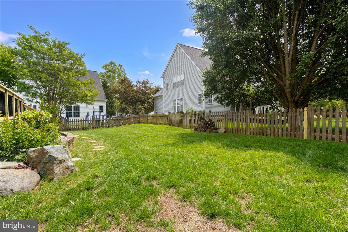 12561 GARRY GLEN DR, BRISTOW, Virginia 20136, 5 Bedrooms Bedrooms, ,3 BathroomsBathrooms,Residential,For sale,12561 GARRY GLEN DR,VAPW2095064 MLS # VAPW2095064