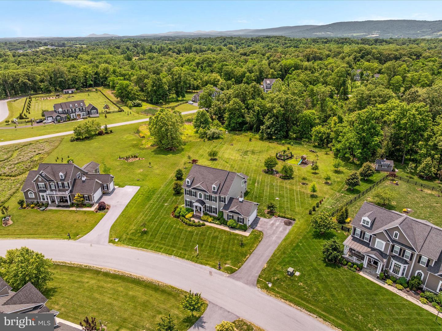 18238 WILD RASPBERRY DR, PURCELLVILLE, Virginia 20132, 4 Bedrooms Bedrooms, ,3 BathroomsBathrooms,Residential,For sale,18238 WILD RASPBERRY DR,VALO2097290 MLS # VALO2097290