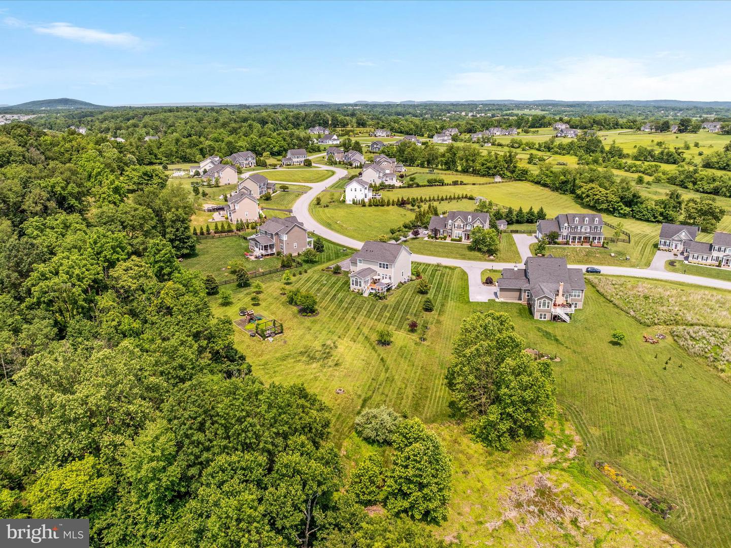 18238 WILD RASPBERRY DR, PURCELLVILLE, Virginia 20132, 4 Bedrooms Bedrooms, ,3 BathroomsBathrooms,Residential,For sale,18238 WILD RASPBERRY DR,VALO2097290 MLS # VALO2097290