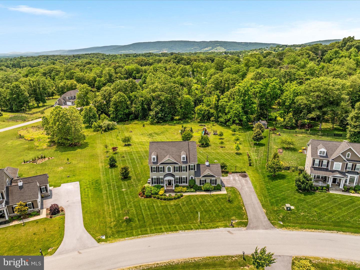 18238 WILD RASPBERRY DR, PURCELLVILLE, Virginia 20132, 4 Bedrooms Bedrooms, ,3 BathroomsBathrooms,Residential,For sale,18238 WILD RASPBERRY DR,VALO2097290 MLS # VALO2097290