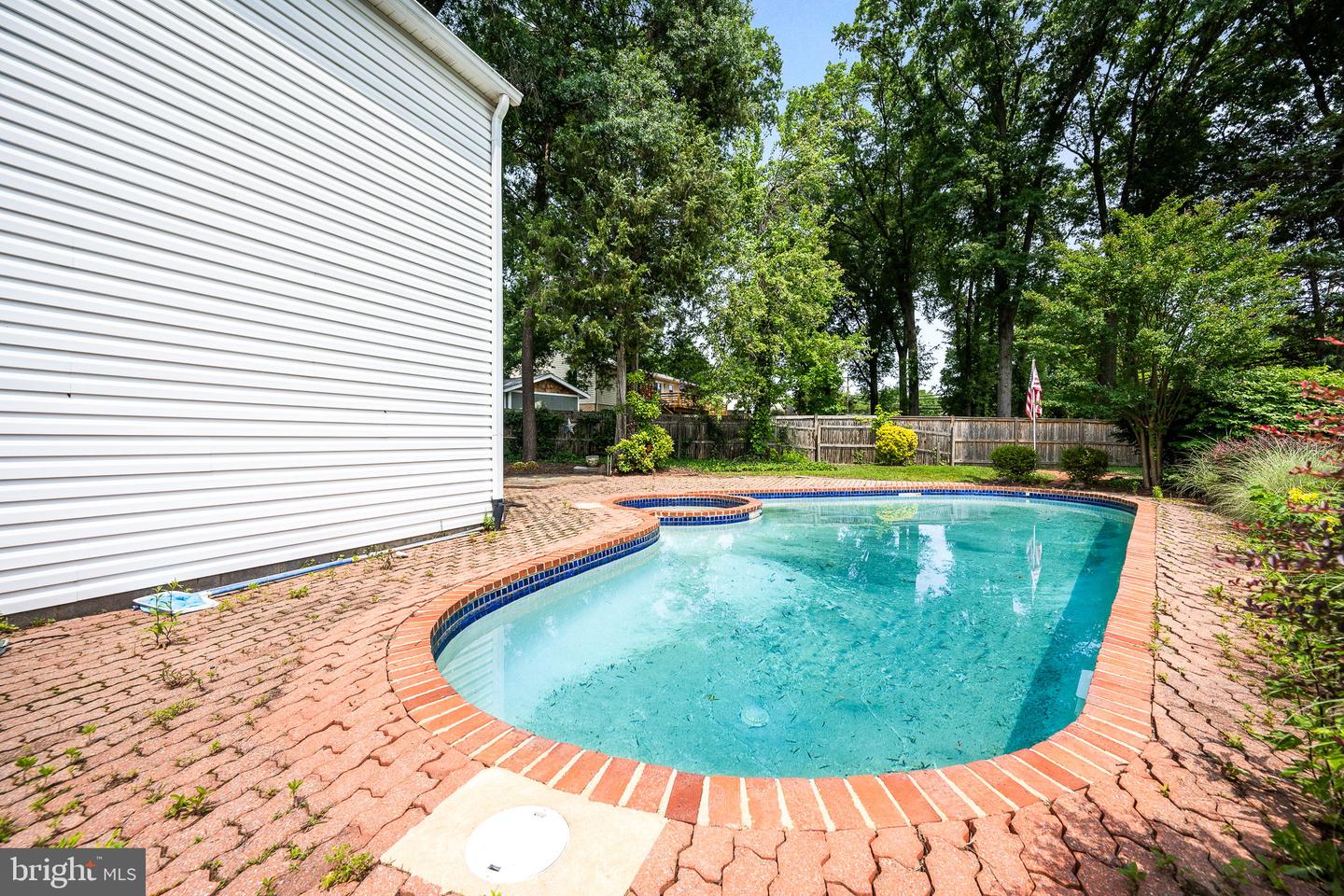 1213 TERRYLYNN CT, HERNDON, Virginia 20170, 4 Bedrooms Bedrooms, ,2 BathroomsBathrooms,Residential,For sale,1213 TERRYLYNN CT,VAFX2242040 MLS # VAFX2242040