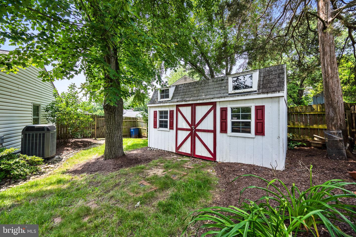 1213 TERRYLYNN CT, HERNDON, Virginia 20170, 4 Bedrooms Bedrooms, ,2 BathroomsBathrooms,Residential,For sale,1213 TERRYLYNN CT,VAFX2242040 MLS # VAFX2242040