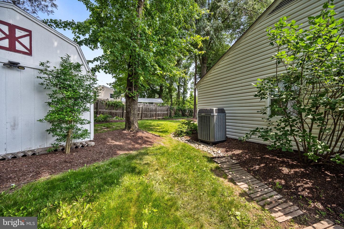 1213 TERRYLYNN CT, HERNDON, Virginia 20170, 4 Bedrooms Bedrooms, ,2 BathroomsBathrooms,Residential,For sale,1213 TERRYLYNN CT,VAFX2242040 MLS # VAFX2242040