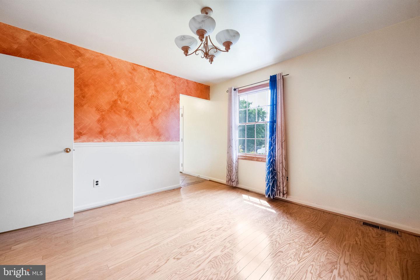 1213 TERRYLYNN CT, HERNDON, Virginia 20170, 4 Bedrooms Bedrooms, ,2 BathroomsBathrooms,Residential,For sale,1213 TERRYLYNN CT,VAFX2242040 MLS # VAFX2242040