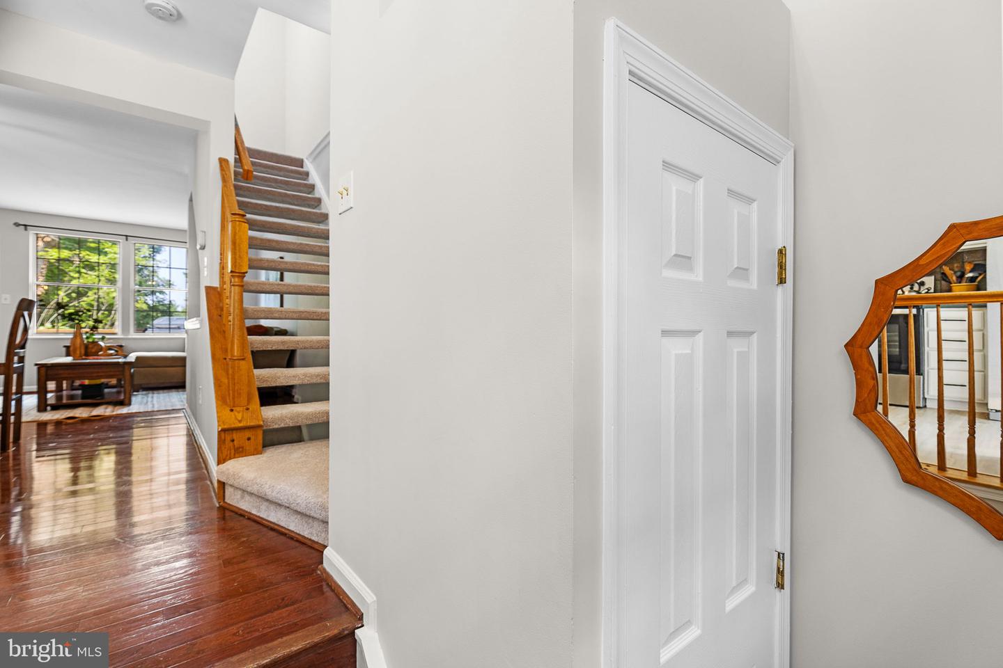 6582 SKYLEMAR TRL, CENTREVILLE, Virginia 20121, 2 Bedrooms Bedrooms, ,2 BathroomsBathrooms,Residential,For sale,6582 SKYLEMAR TRL,VAFX2242126 MLS # VAFX2242126