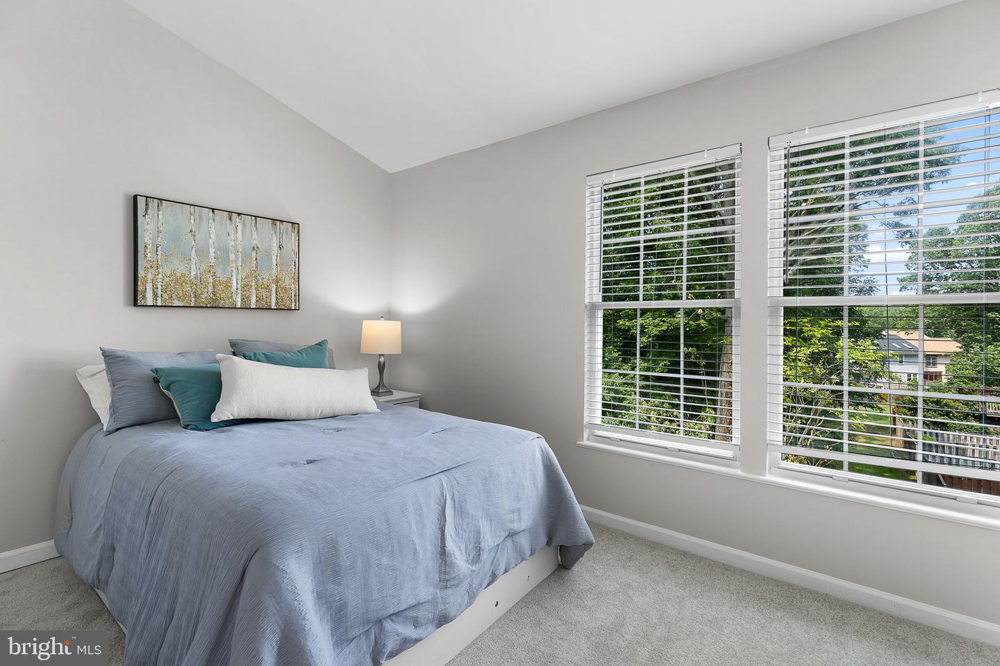 6582 SKYLEMAR TRL, CENTREVILLE, Virginia 20121, 2 Bedrooms Bedrooms, ,2 BathroomsBathrooms,Residential,For sale,6582 SKYLEMAR TRL,VAFX2242126 MLS # VAFX2242126