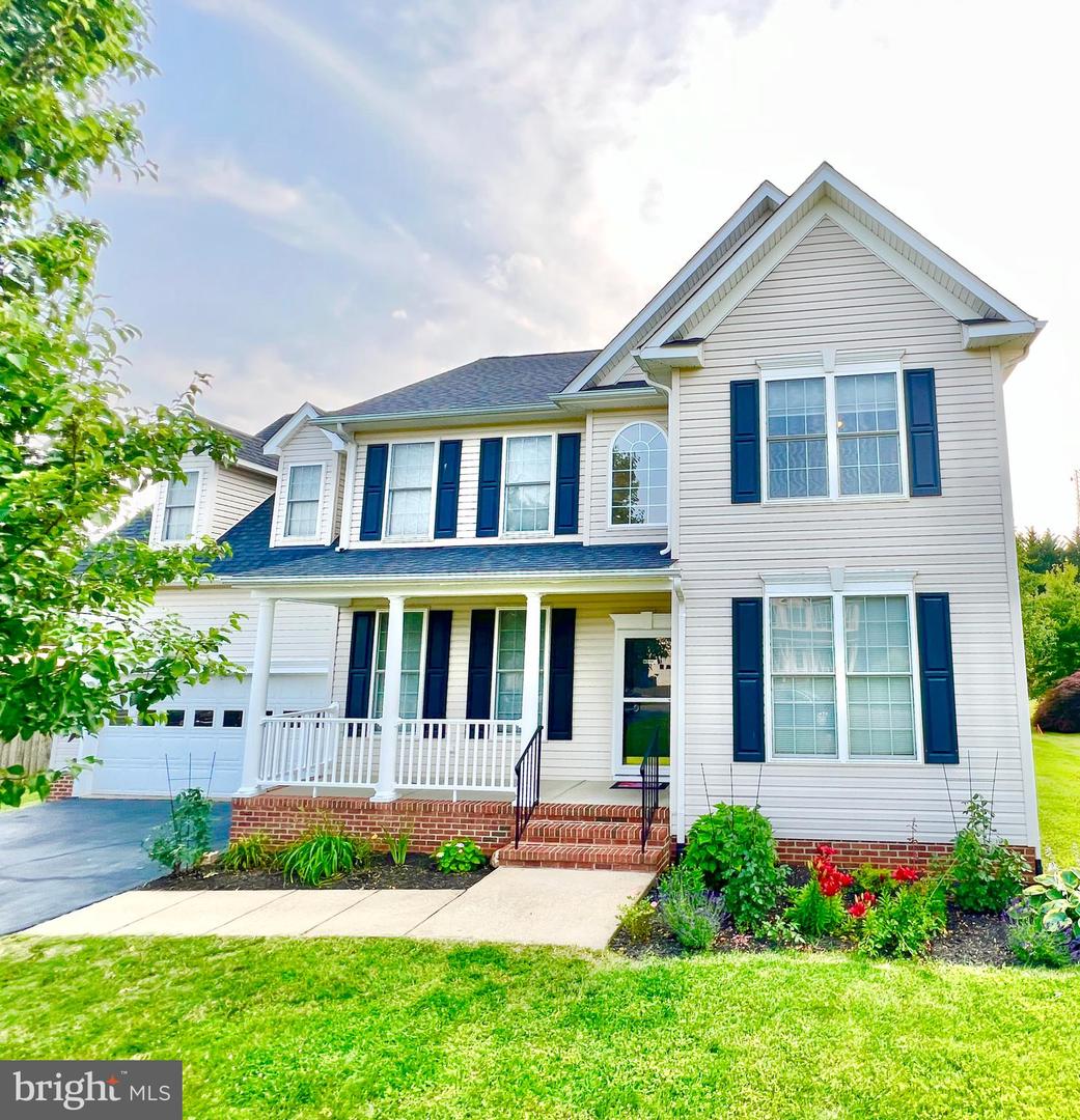 126 GREENWAY ST, FREDERICKSBURG, Virginia 22405, 4 Bedrooms Bedrooms, ,3 BathroomsBathrooms,Residential,For sale,126 GREENWAY ST,VAST2039056 MLS # VAST2039056
