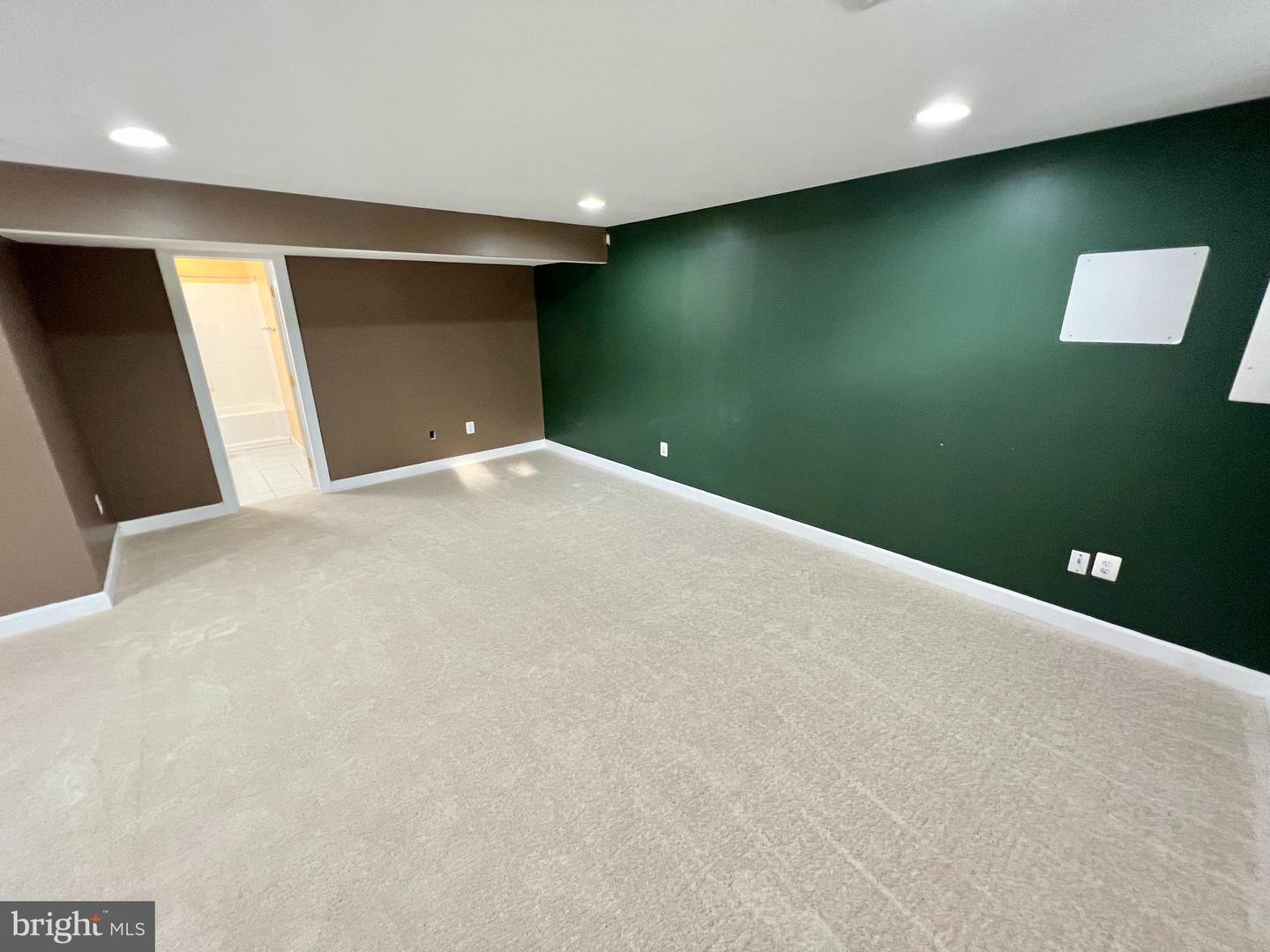 126 GREENWAY ST, FREDERICKSBURG, Virginia 22405, 4 Bedrooms Bedrooms, ,3 BathroomsBathrooms,Residential,For sale,126 GREENWAY ST,VAST2039056 MLS # VAST2039056