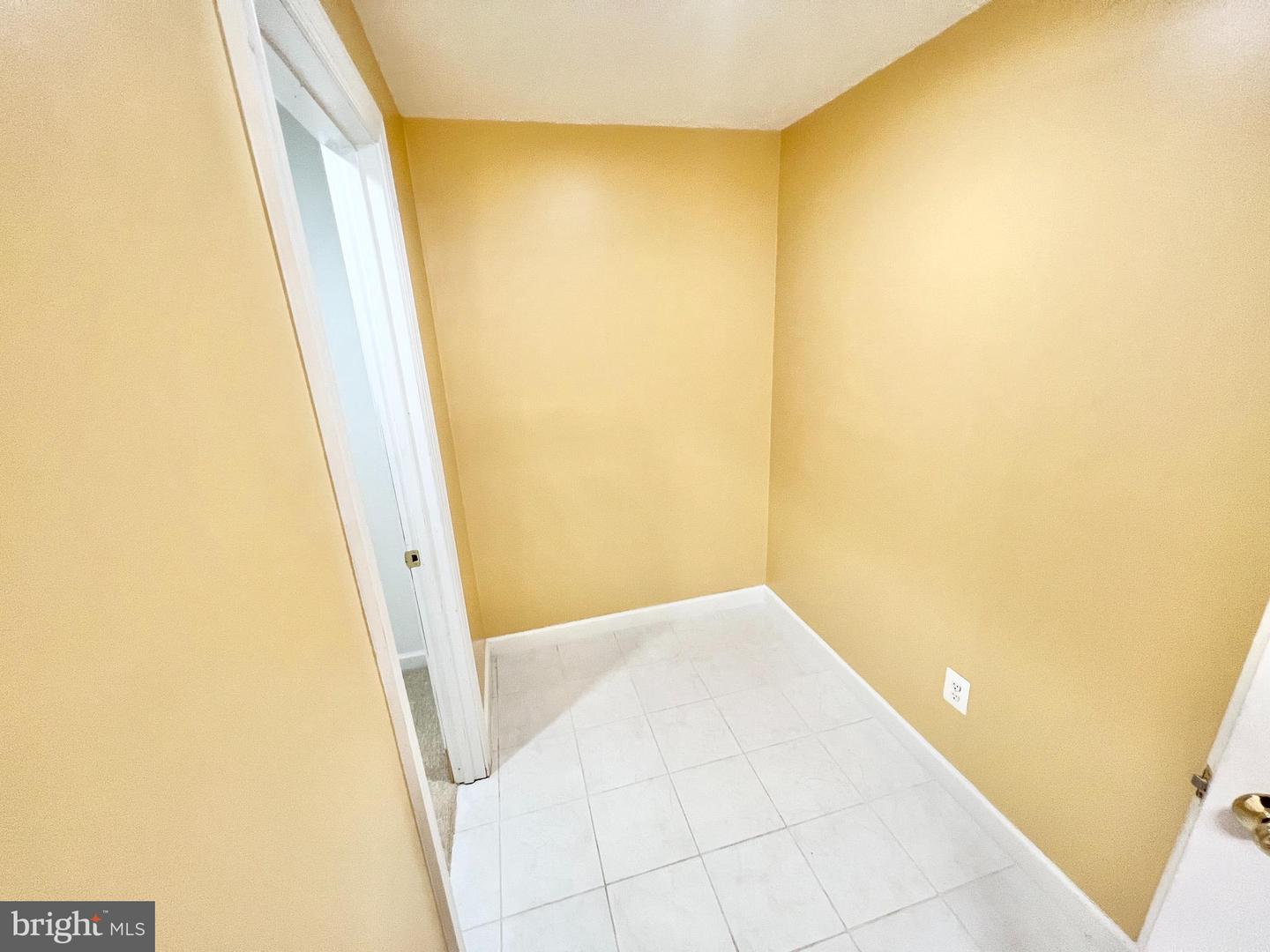 126 GREENWAY ST, FREDERICKSBURG, Virginia 22405, 4 Bedrooms Bedrooms, ,3 BathroomsBathrooms,Residential,For sale,126 GREENWAY ST,VAST2039056 MLS # VAST2039056