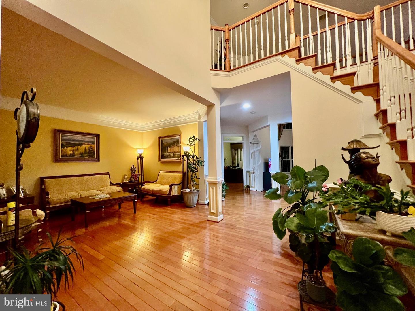 4718 VILLAGE DR, FAIRFAX, Virginia 22030, 5 Bedrooms Bedrooms, ,4 BathroomsBathrooms,Residential,For sale,4718 VILLAGE DR,VAFX2242300 MLS # VAFX2242300
