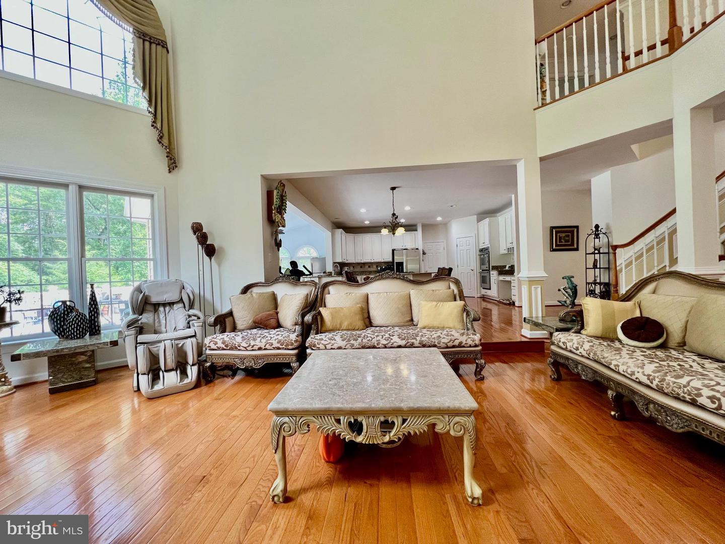 4718 VILLAGE DR, FAIRFAX, Virginia 22030, 5 Bedrooms Bedrooms, ,4 BathroomsBathrooms,Residential,For sale,4718 VILLAGE DR,VAFX2242300 MLS # VAFX2242300