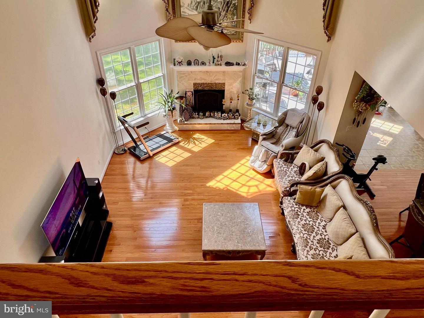 4718 VILLAGE DR, FAIRFAX, Virginia 22030, 5 Bedrooms Bedrooms, ,4 BathroomsBathrooms,Residential,For sale,4718 VILLAGE DR,VAFX2242300 MLS # VAFX2242300