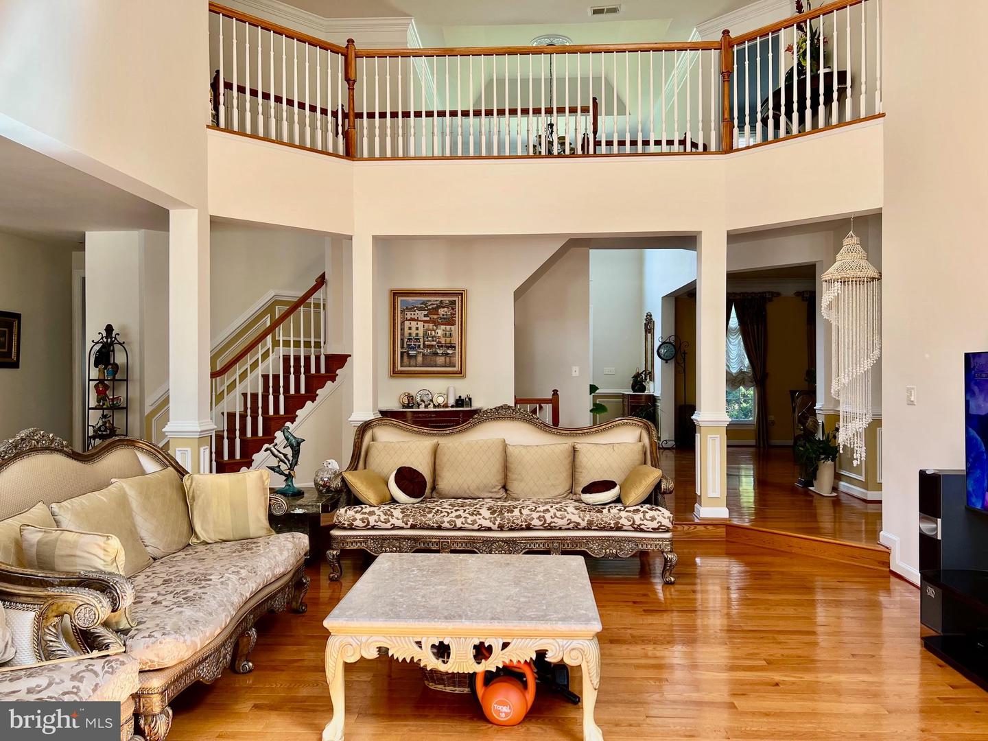 4718 VILLAGE DR, FAIRFAX, Virginia 22030, 5 Bedrooms Bedrooms, ,4 BathroomsBathrooms,Residential,For sale,4718 VILLAGE DR,VAFX2242300 MLS # VAFX2242300