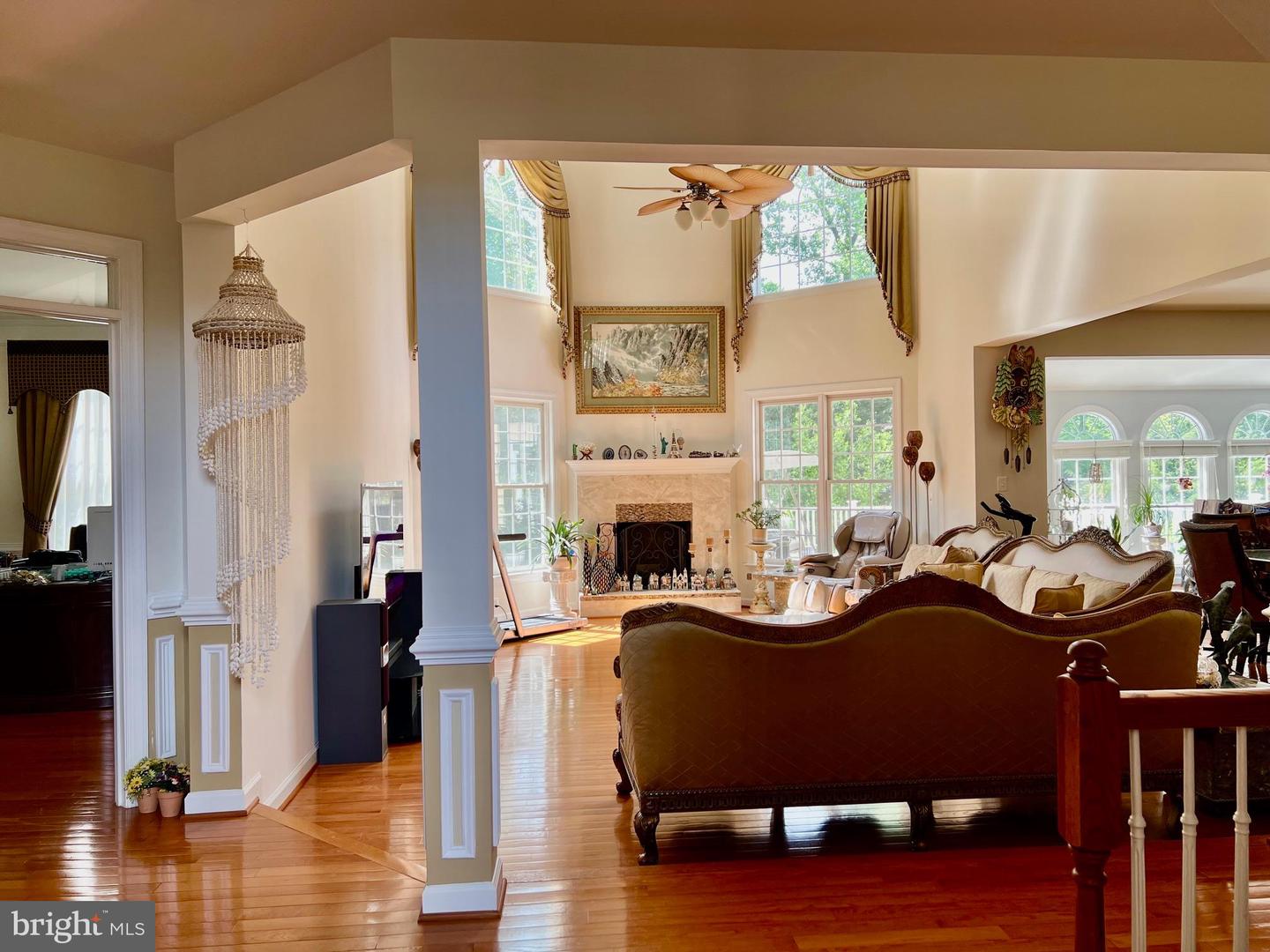 4718 VILLAGE DR, FAIRFAX, Virginia 22030, 5 Bedrooms Bedrooms, ,4 BathroomsBathrooms,Residential,For sale,4718 VILLAGE DR,VAFX2242300 MLS # VAFX2242300