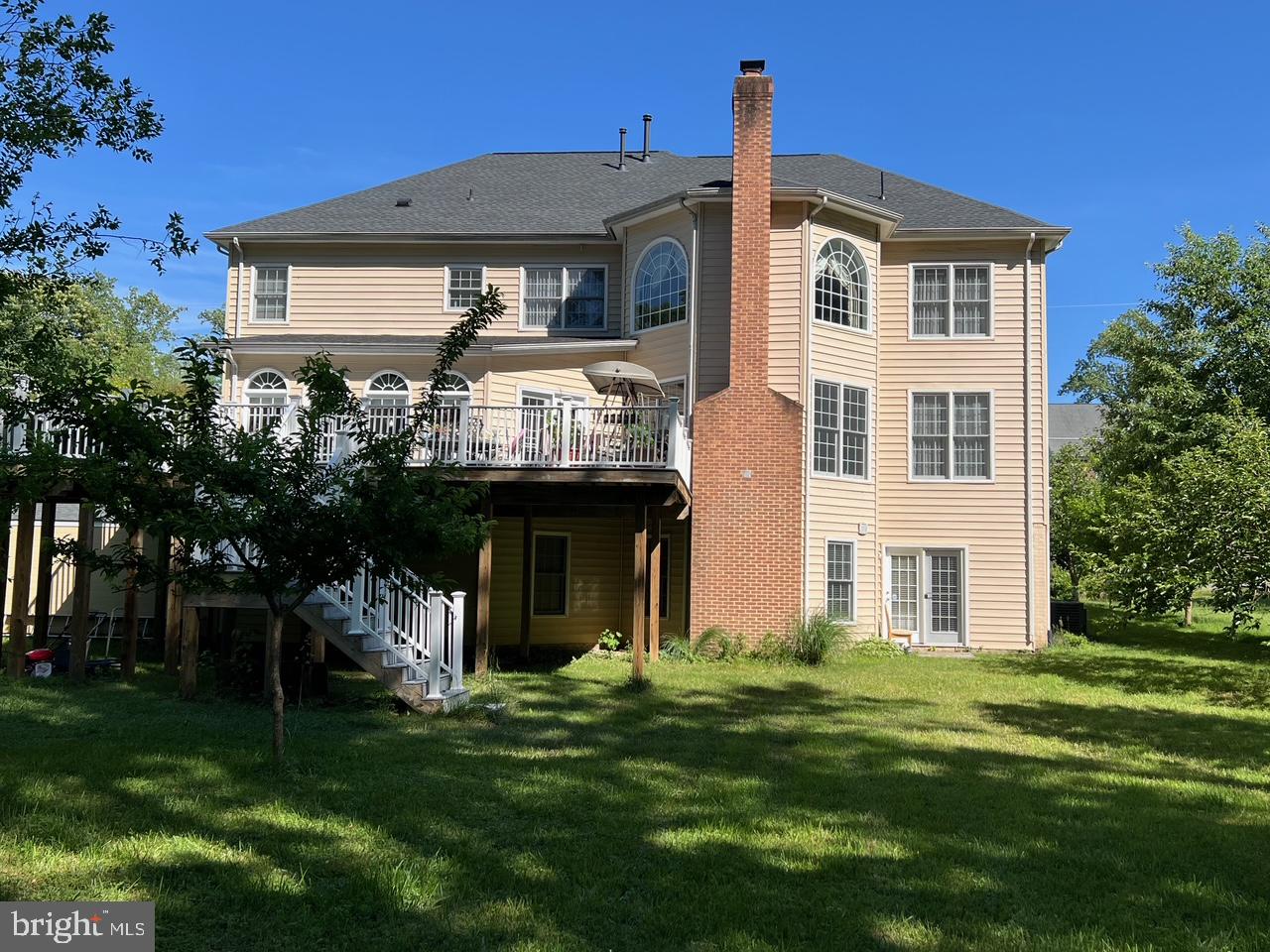 4718 VILLAGE DR, FAIRFAX, Virginia 22030, 5 Bedrooms Bedrooms, ,4 BathroomsBathrooms,Residential,For sale,4718 VILLAGE DR,VAFX2242300 MLS # VAFX2242300