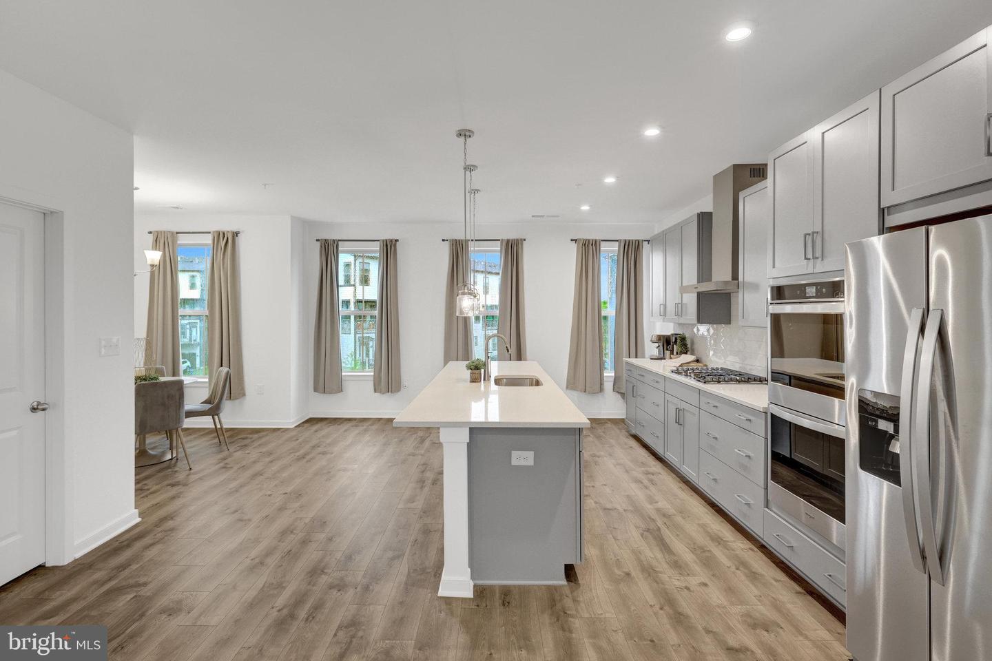 20941 BLUEBIRD SQ, STERLING, Virginia 20165, 3 Bedrooms Bedrooms, ,2 BathroomsBathrooms,Residential,For sale,20941 BLUEBIRD SQ,VALO2097186 MLS # VALO2097186