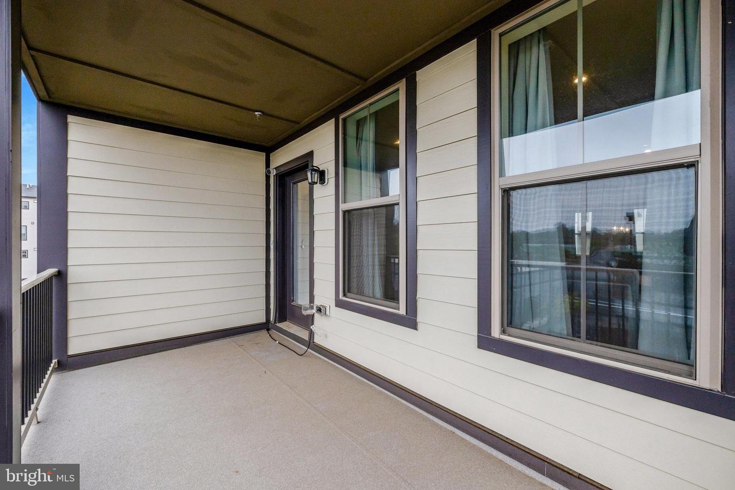 20941 BLUEBIRD SQ, STERLING, Virginia 20165, 3 Bedrooms Bedrooms, ,2 BathroomsBathrooms,Residential,For sale,20941 BLUEBIRD SQ,VALO2097186 MLS # VALO2097186
