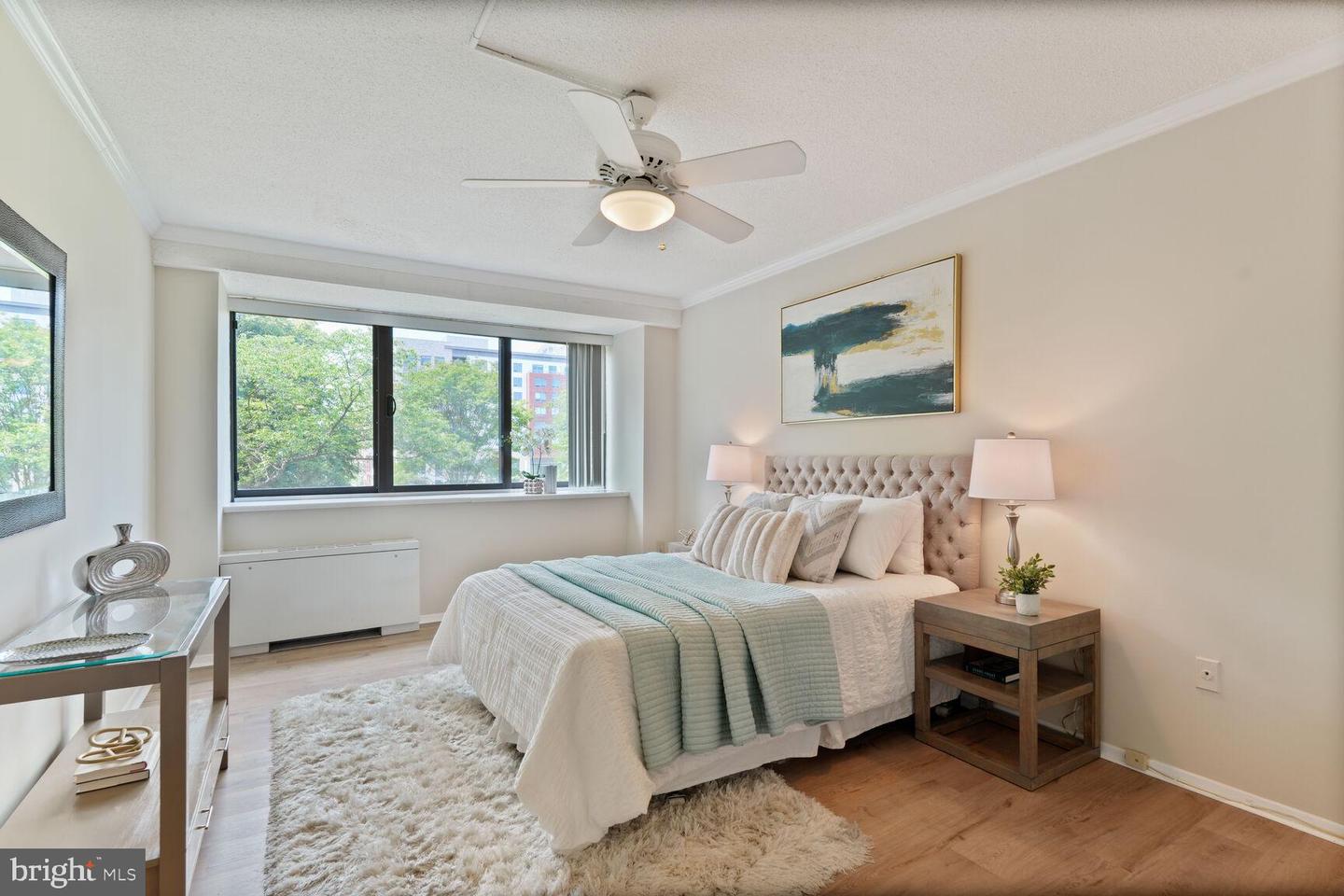 4141 N HENDERSON RD #213, ARLINGTON, Virginia 22203, 1 Bedroom Bedrooms, ,1 BathroomBathrooms,Residential,For sale,4141 N HENDERSON RD #213,VAAR2057868 MLS # VAAR2057868