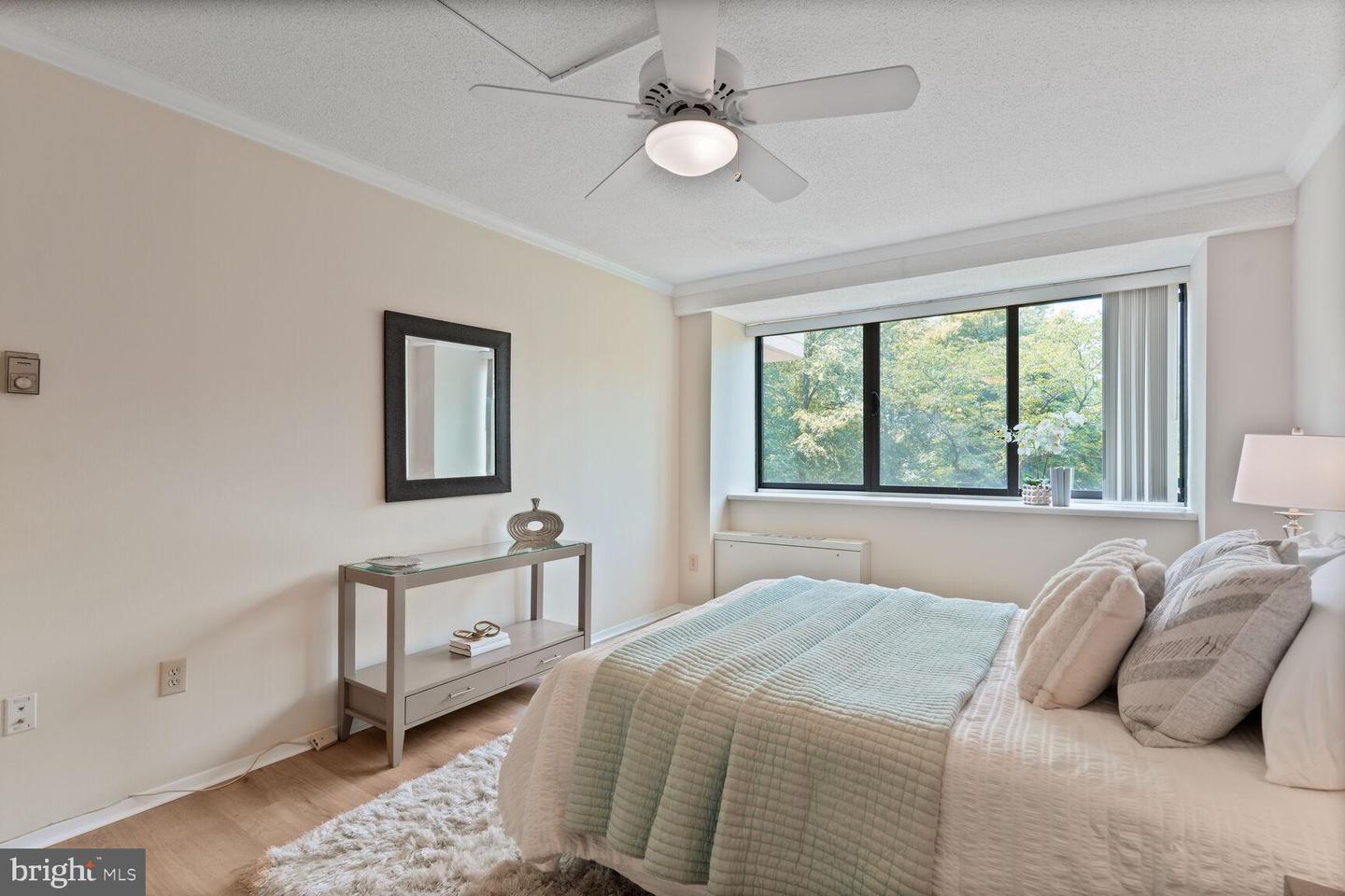 4141 N HENDERSON RD #213, ARLINGTON, Virginia 22203, 1 Bedroom Bedrooms, ,1 BathroomBathrooms,Residential,For sale,4141 N HENDERSON RD #213,VAAR2057868 MLS # VAAR2057868